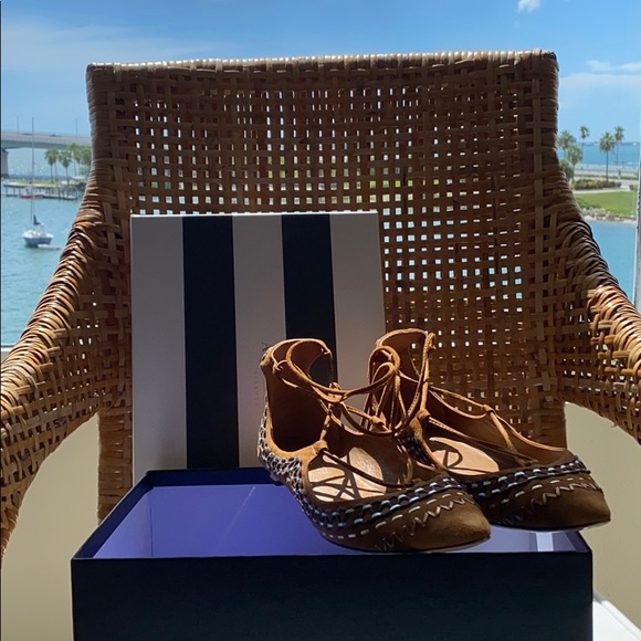 Aquazzura Christy Folk Embroidered Suede Tan Flats - Picture 2 of 5